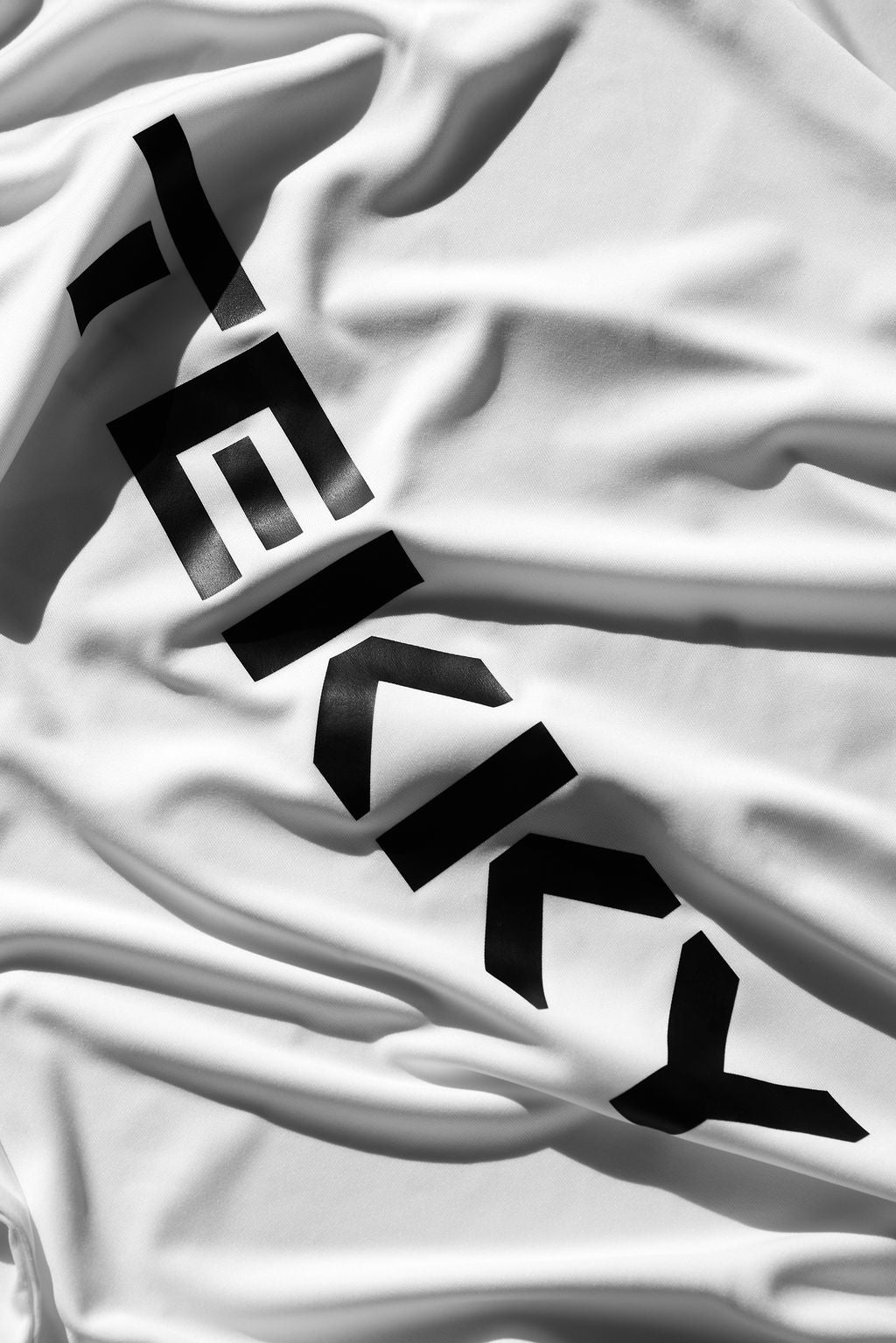 High Performance TEKKY T - White